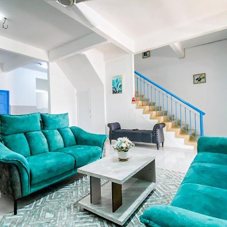 Tamu Place @ Bayas Indah Куала-Тренгану Екстер'єр фото